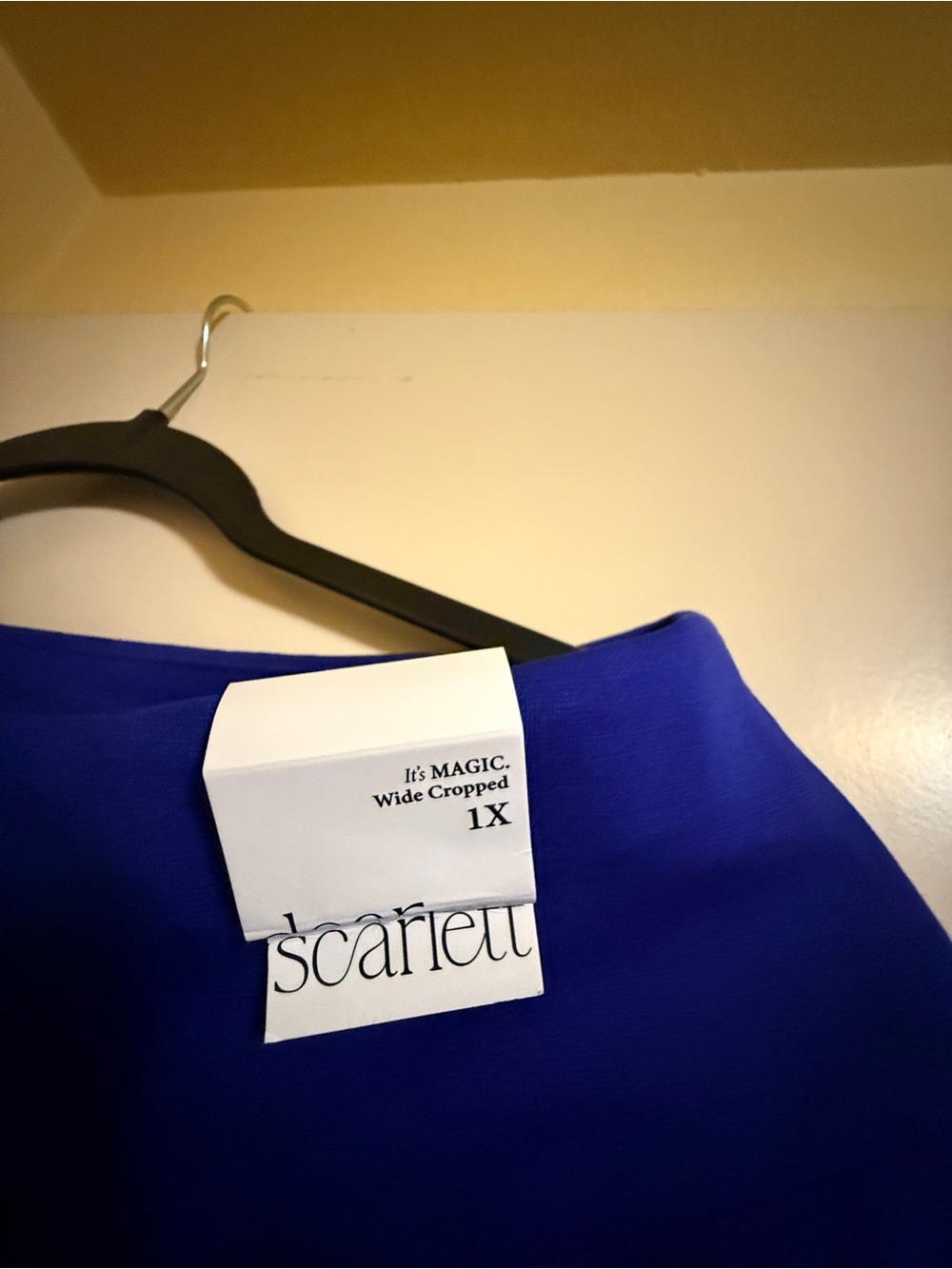 Scarlett Wide Cropped pants in Bright Royal Blue - Picture 3 of 4